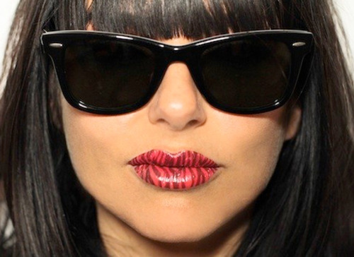 LipTattoo
